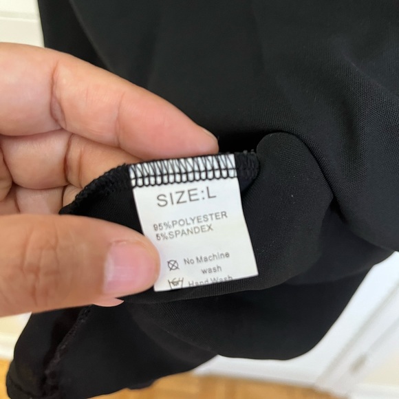 Black Blouse - Picture 4 of 4